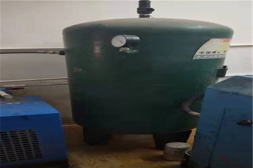 東莞大朗鎮(zhèn)廢舊機(jī)械回收 吹瓶機(jī)回收 清倉(cāng)庫(kù)存收購(gòu)